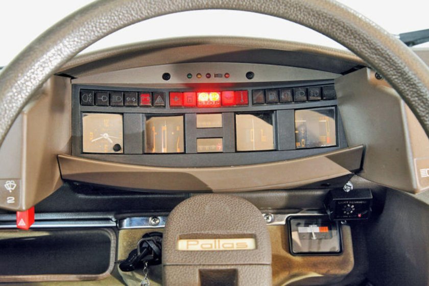 Citroen CX приборная панель