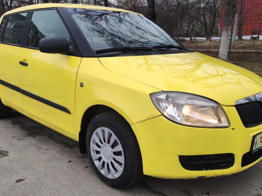 Skoda fabia 1