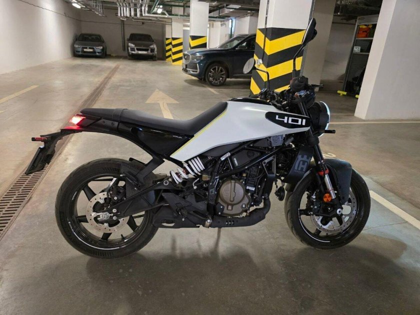 Мотоцикл husqvarna