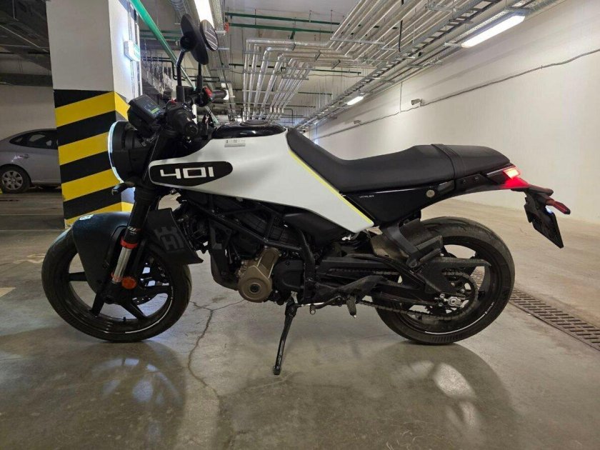 Мотоцикл husqvarna