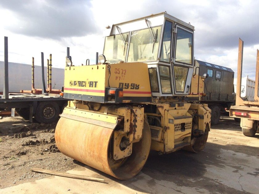 Каток дорожный Раскат Ду-98