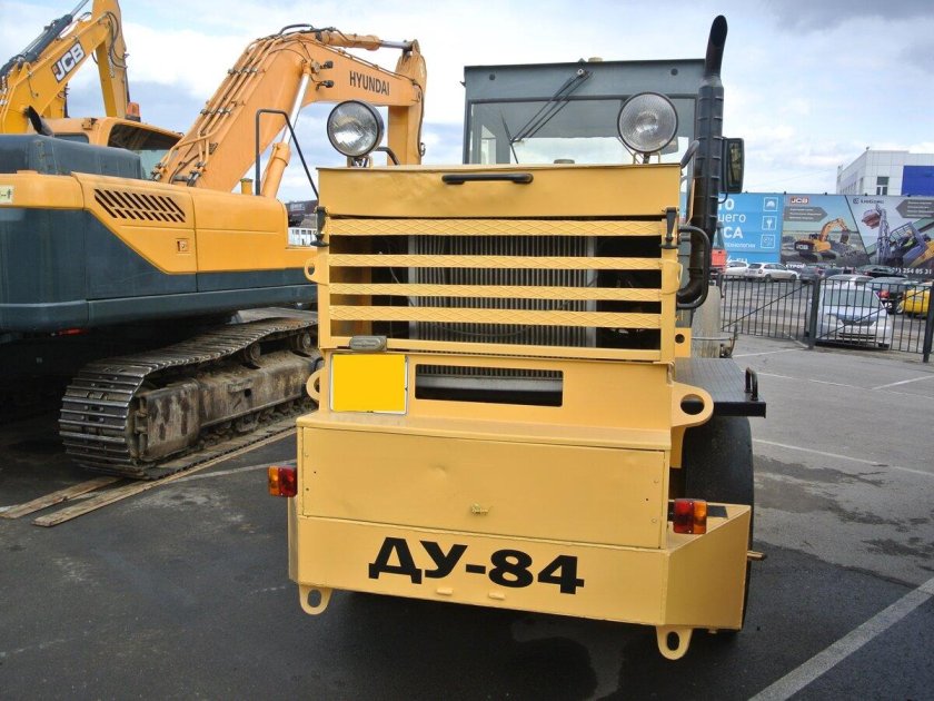 Вибрационный комбинированный каток ду-84