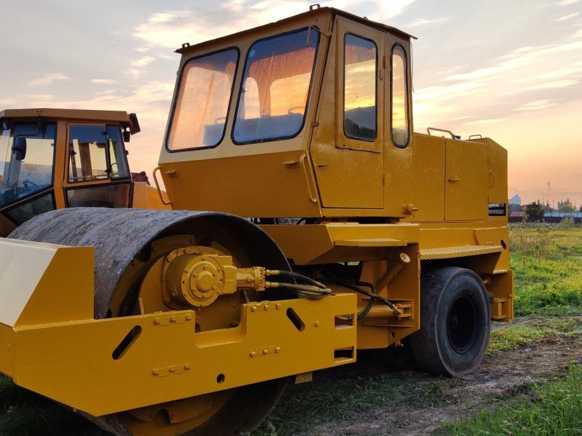 Каток дорожный раскат ду-98