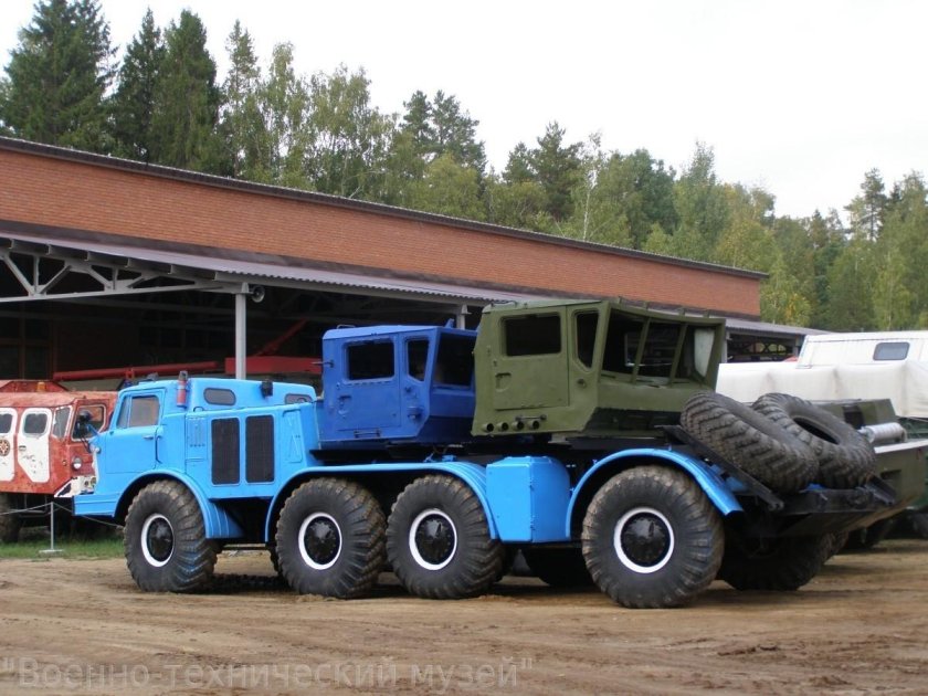 Автомобиль ЗИЛ 135