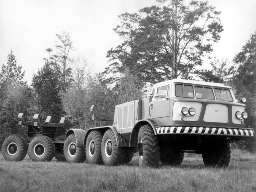 Грузовик ЗИЛ 135