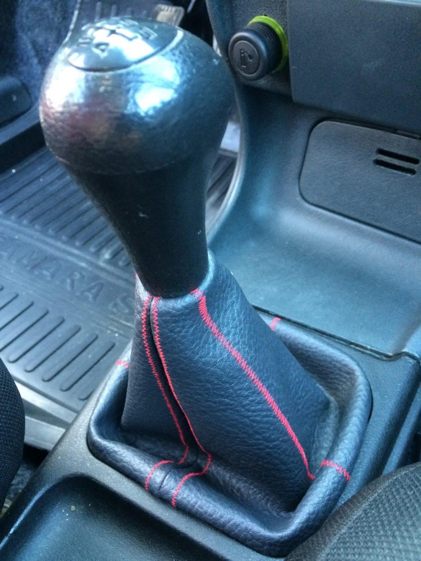 Чехол ручки КПП ВАЗ 2114