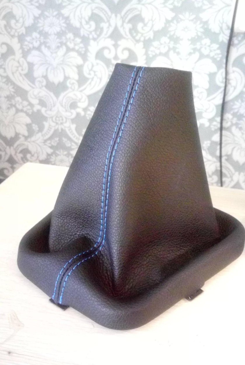 Чехол ручки КПП ВАЗ 2106