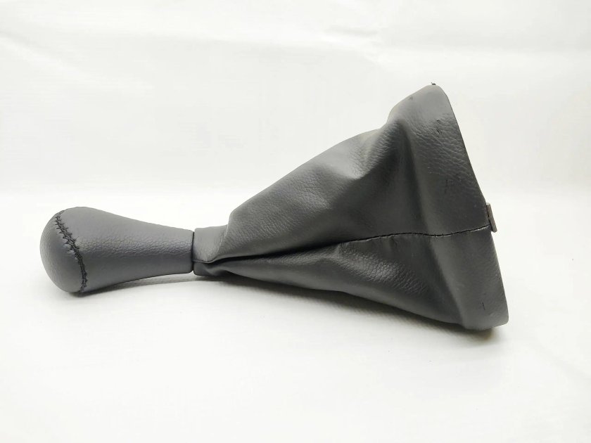 Чехол КПП ВАЗ 2114