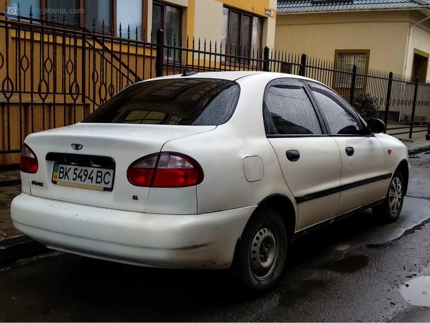 Машина Daewoo Sens