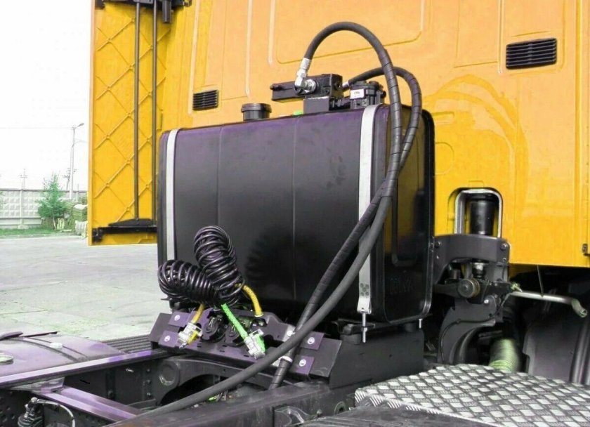 Гидрофикация седельного тягача МАЗ