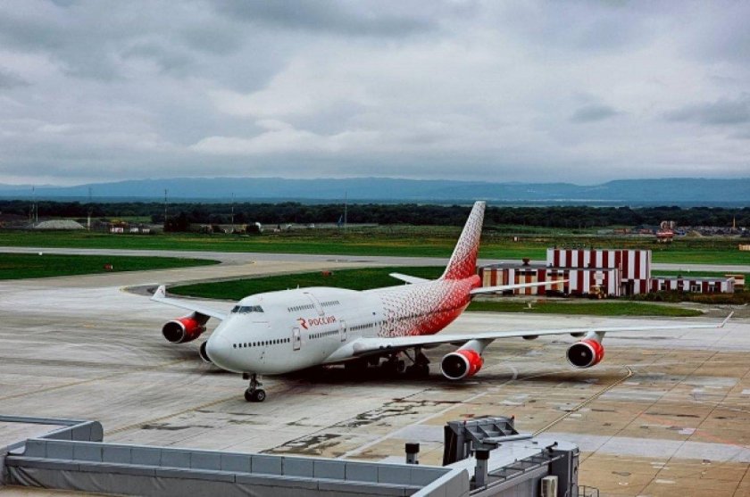 Боинг двухэтажный 747