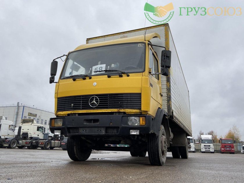 Мерседес 1324