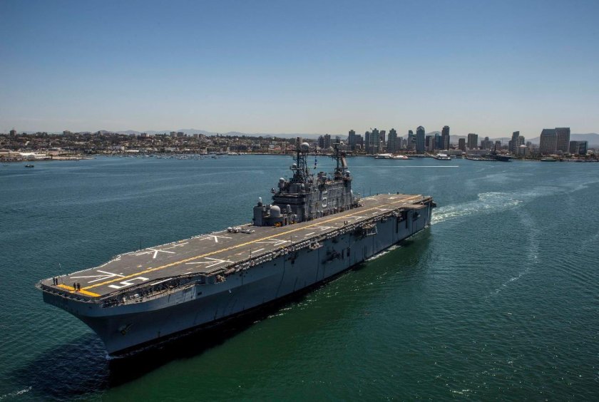 Десантный корабль Тарава