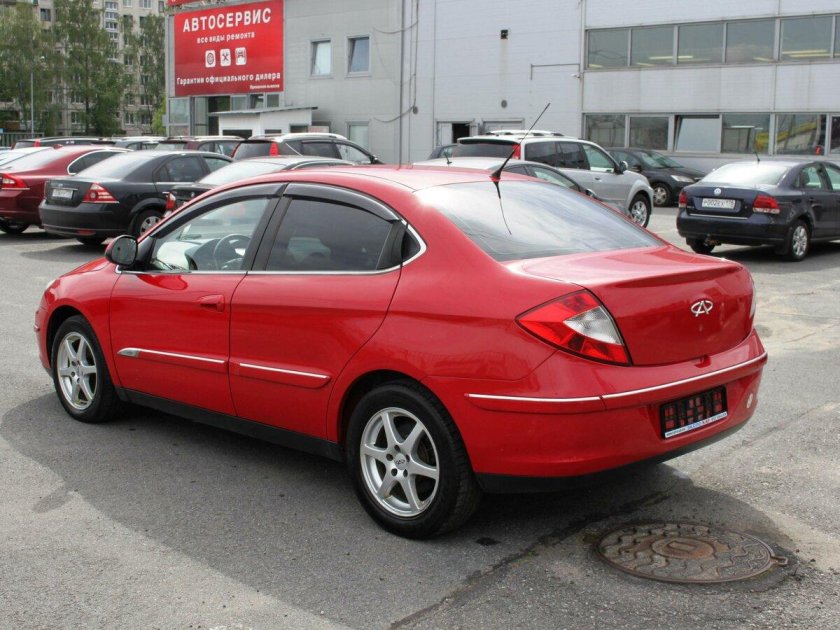 Chery m11 седан красный