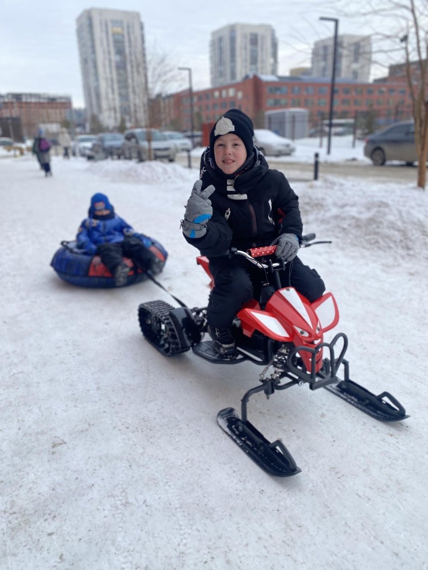 Снегоход детский электрический