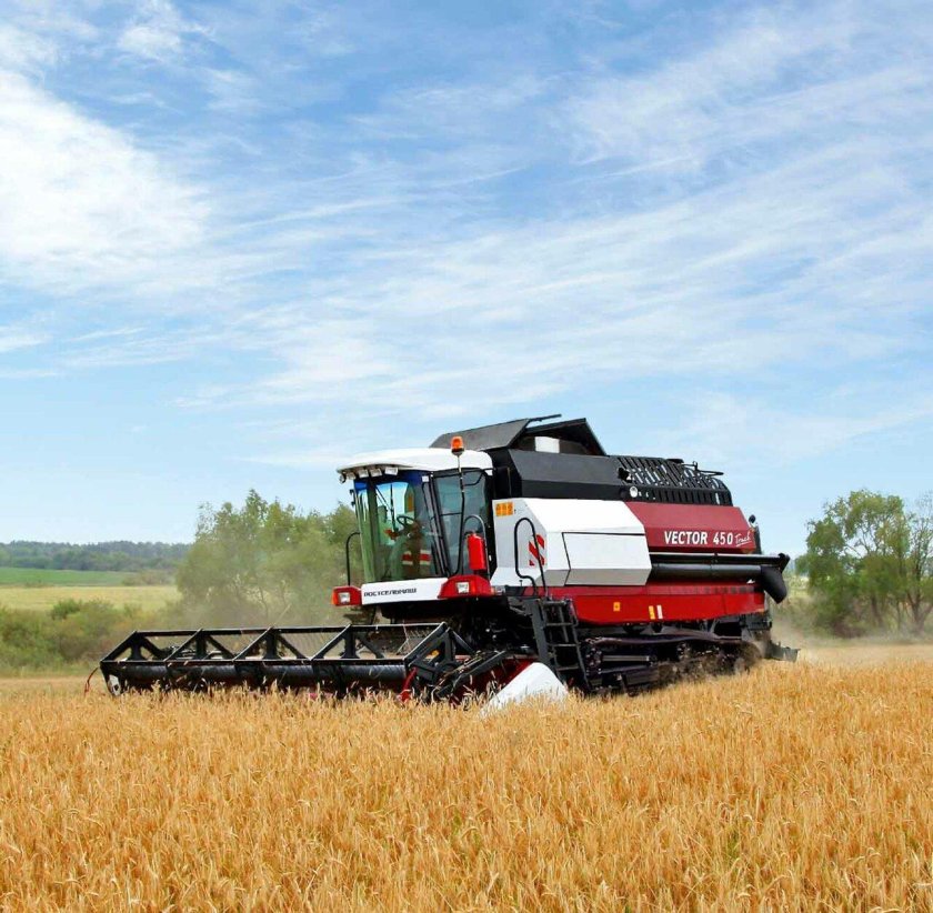 Комбайн Ростсельмаш вектор 450
