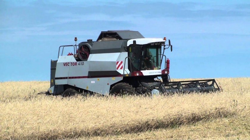 Зерноуборочный комбайн вектор 410