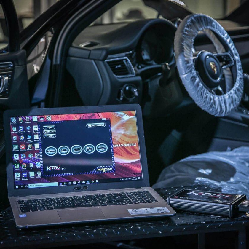Перепрошивка автомобиля