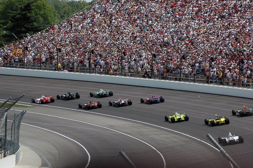 500 миль индианаполиса трасса