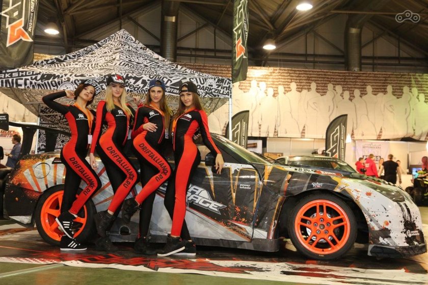 Гоночные автомобили выставка