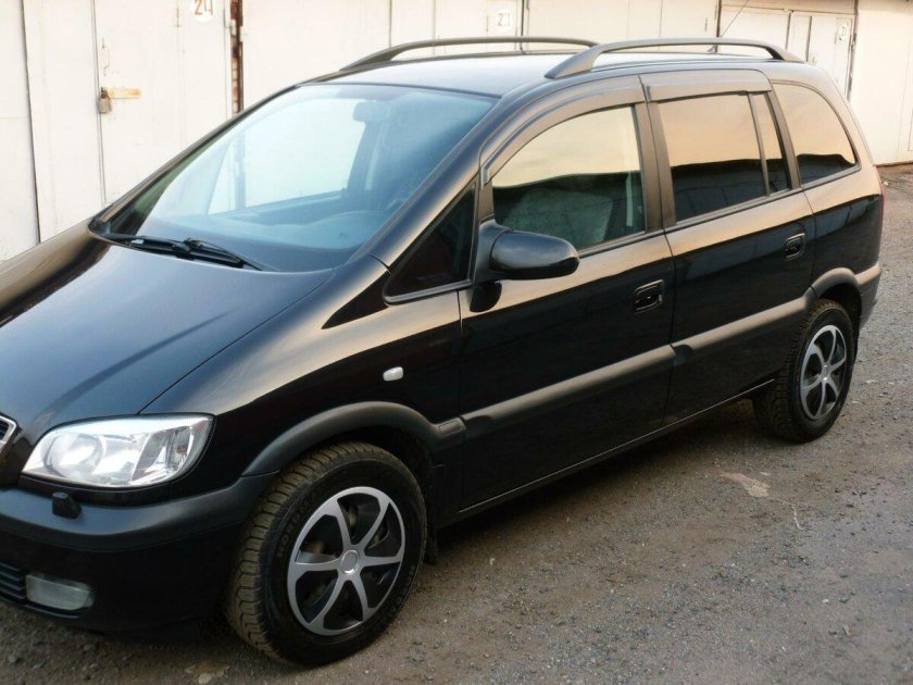 Opel Zafira 2003