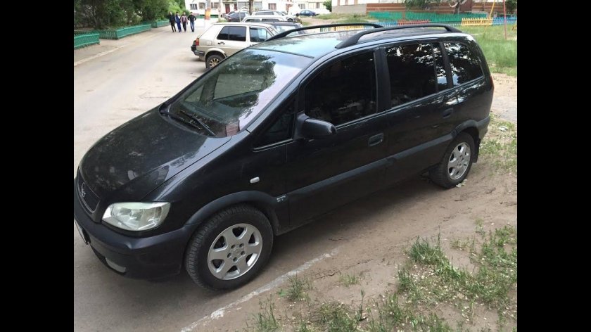 Опель Зафира 2000