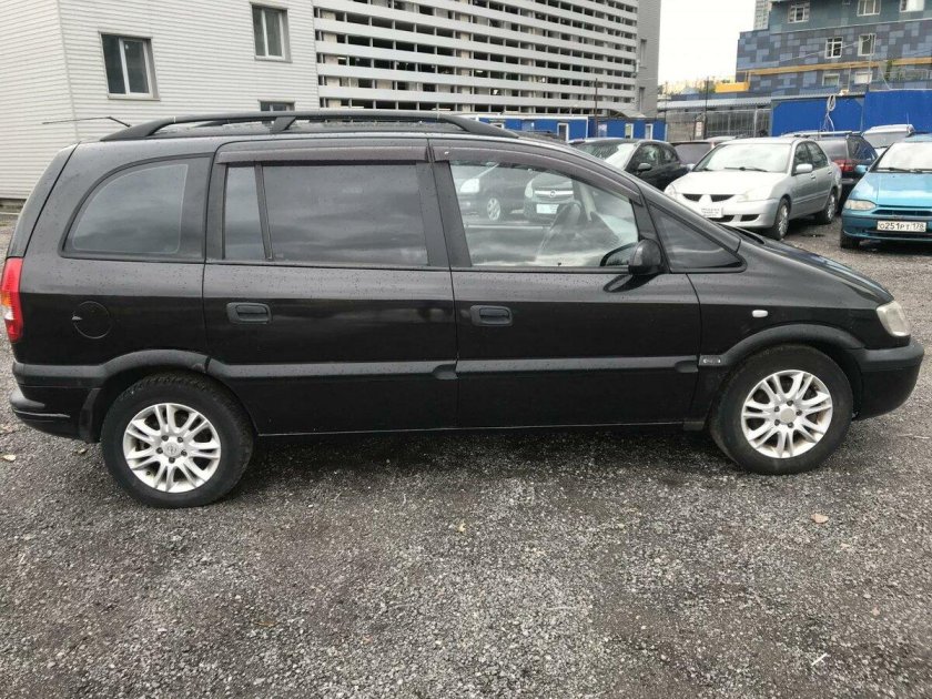 Опель зафира 2000г 2.0 дизель