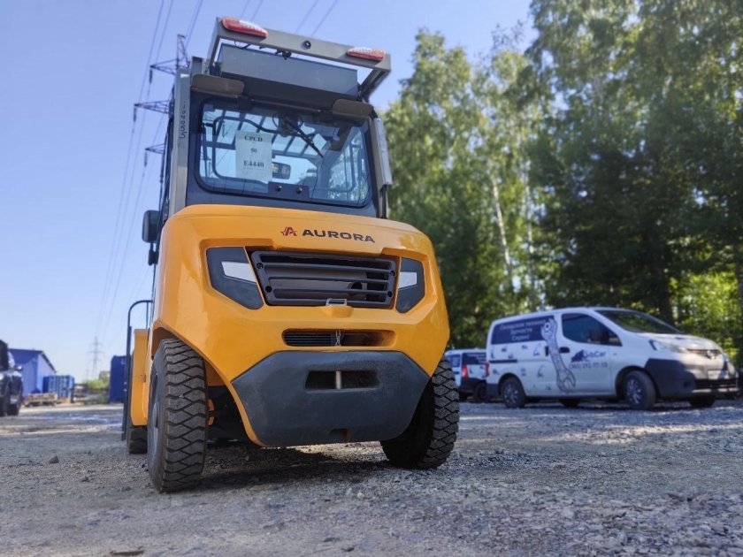 Вилочный автопогрузчик