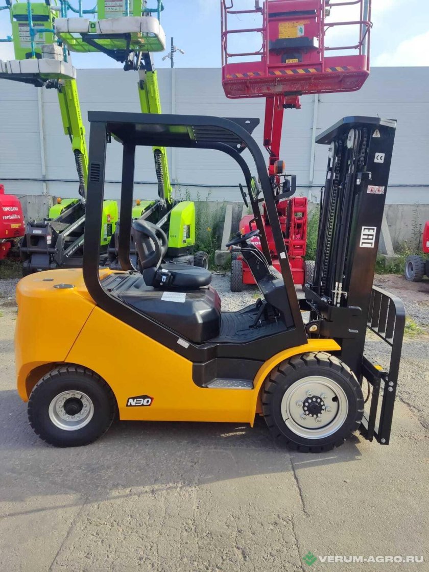 Китайский вилочный погрузчик электрический