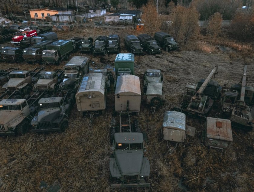 База хранения военной техники