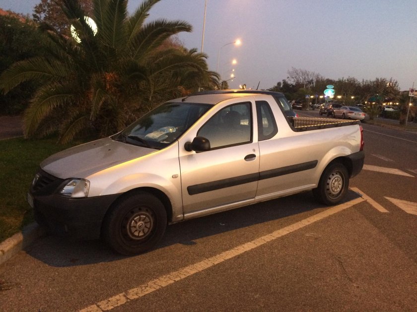 Рено логан пикап