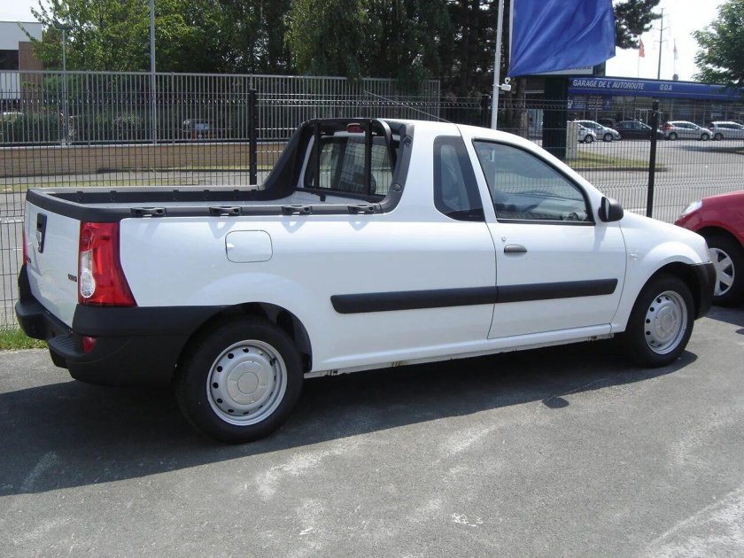 Renault Logan Pickup