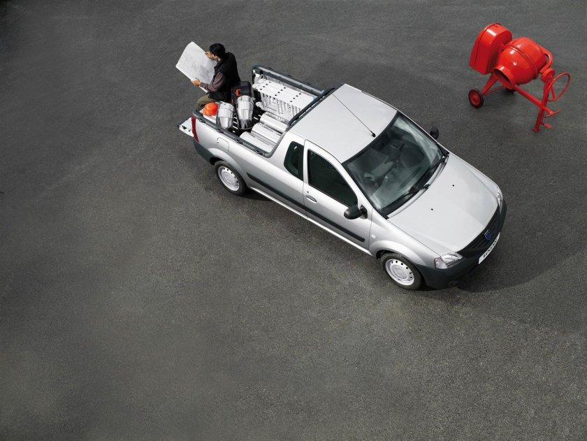 Dacia Logan van 2007