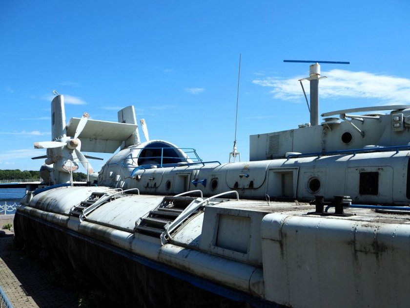 Десантные катера на воздушной подушке проекта 1205