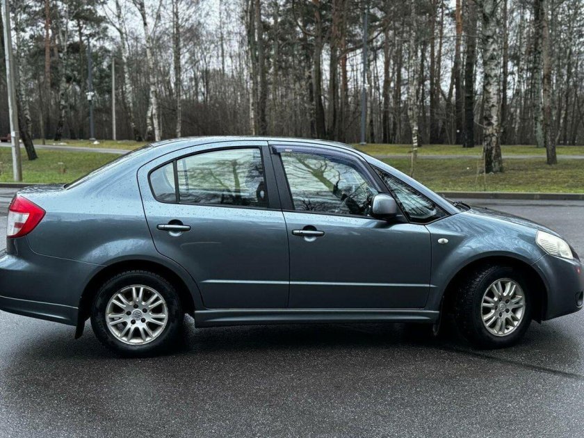 Suzuki sx 4 седан