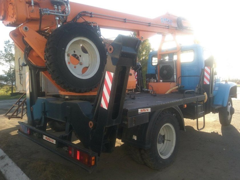 Бурильно-крановая машина МРСК-311