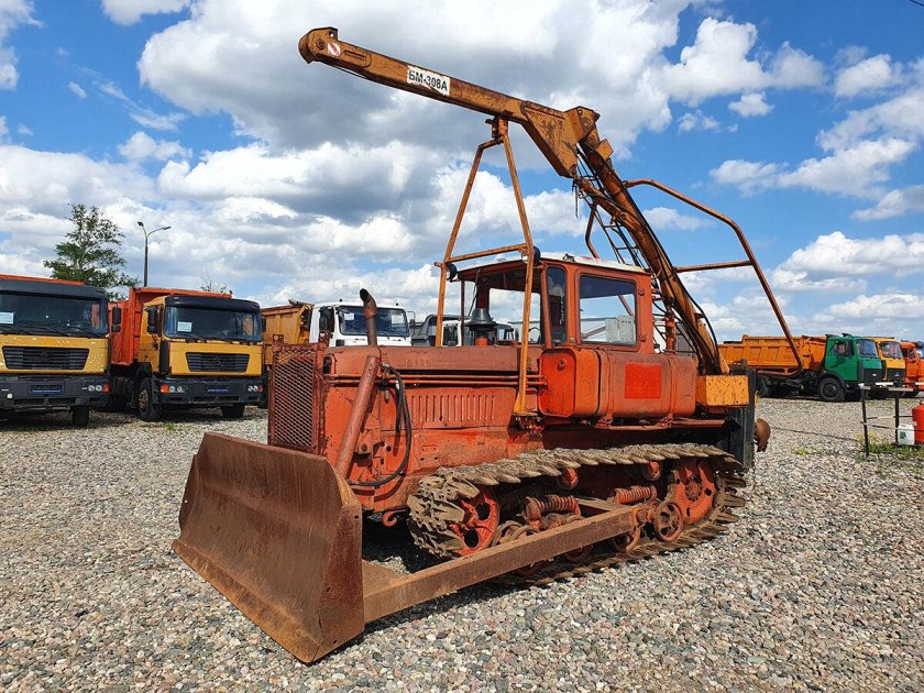 ДТ 75 бурильно-крановая машина