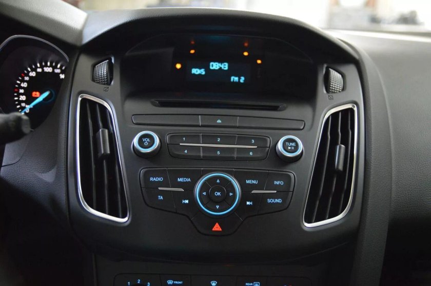 Штатная магнитола Форд фокус 3 Рестайлинг