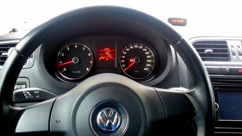 Приборная панель Фольксваген поло седан 2012