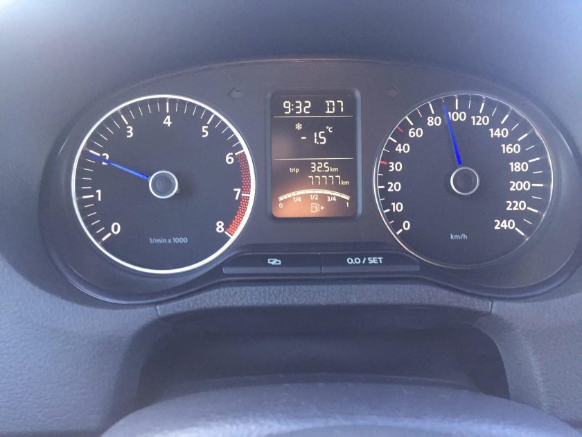 Приборная панель поло седан 2011