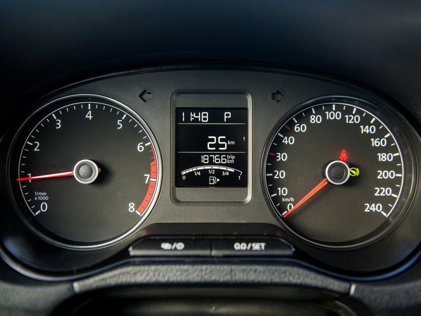 Приборная панель поло седан 2016