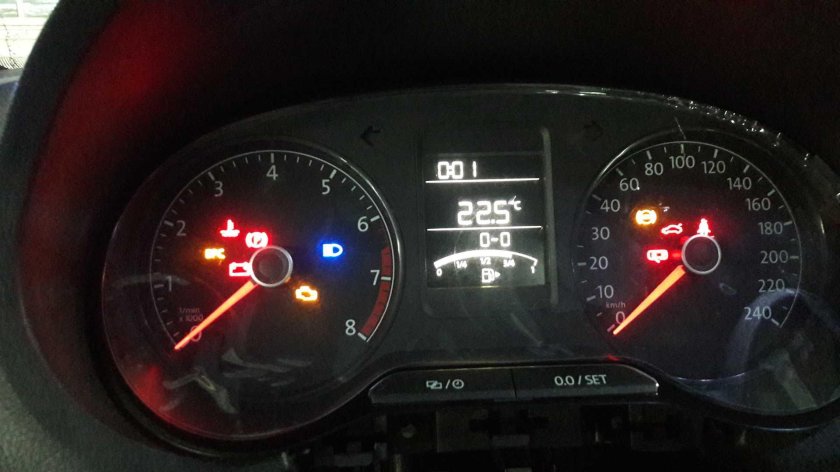 Приборная панель Фольксваген поло седан 2012