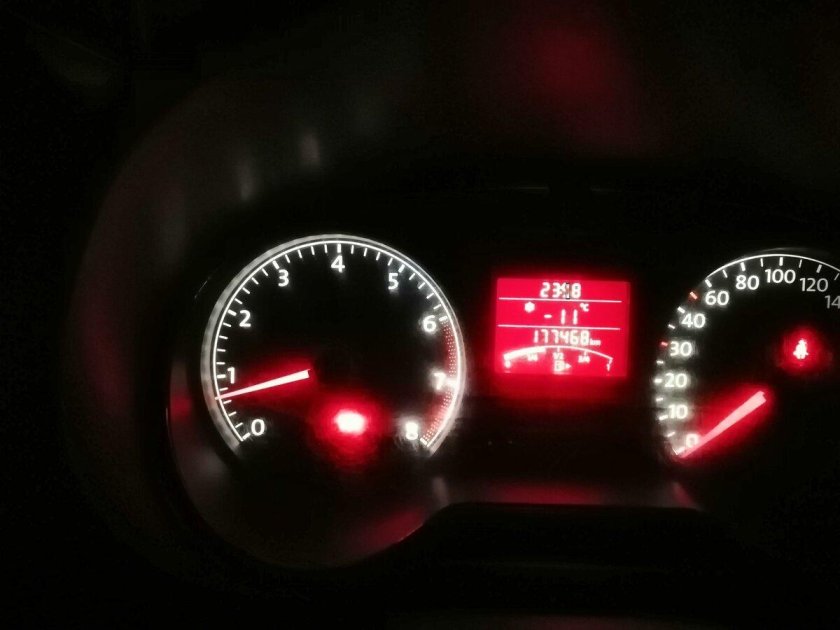 Поло седан подсветка приборной