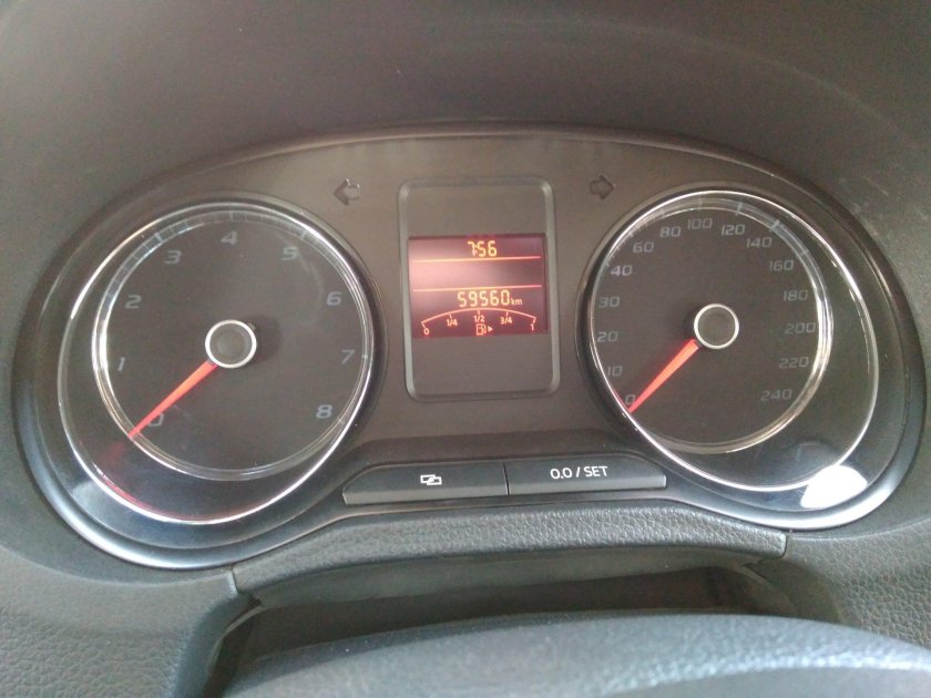 Приборная панель Фольксваген поло седан