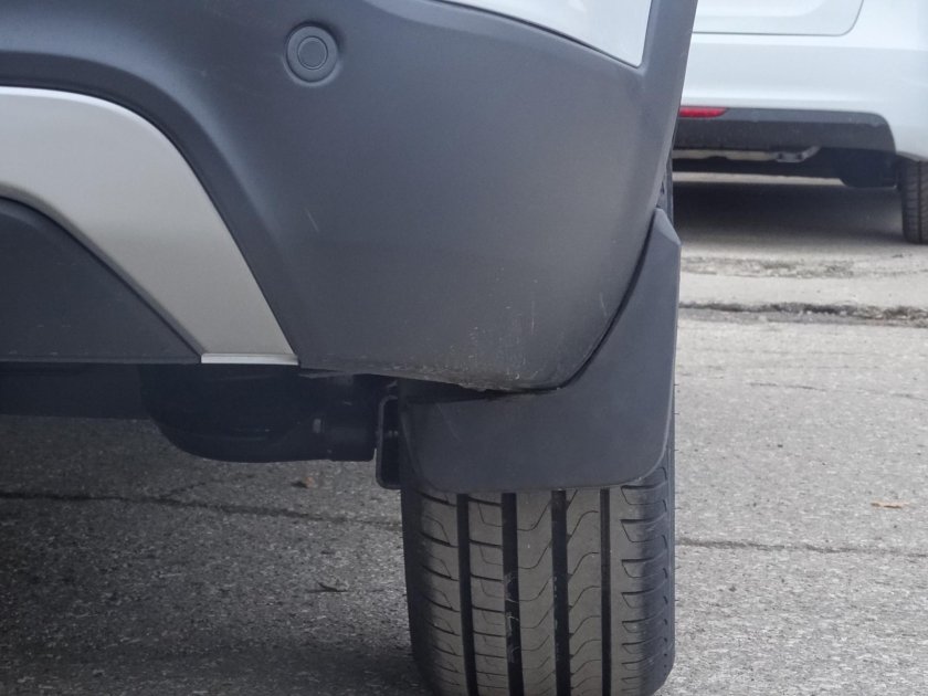 Брызговики Лада Веста св