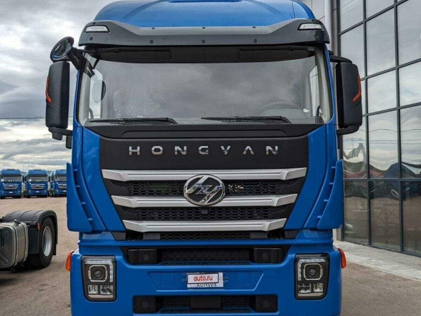 Тягач ивеко