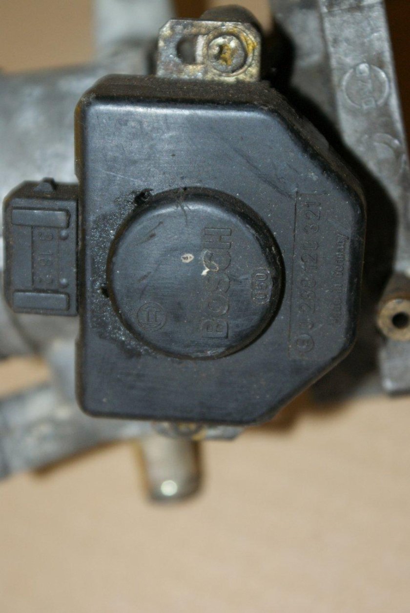 Датчик положения дроссельной заслонки бмв