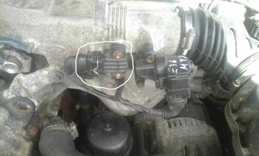 Датчик дроссельной заслонки БМВ е36