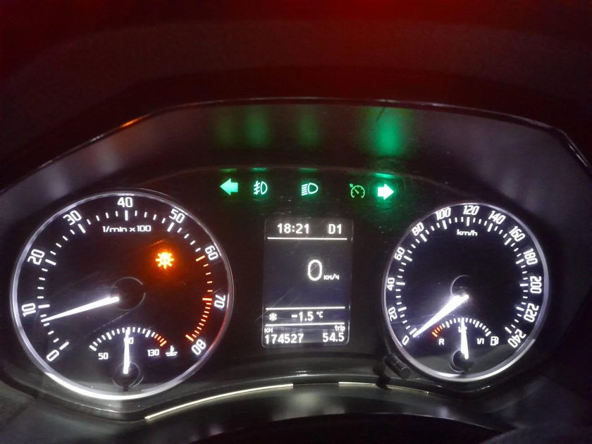 Октавия а5 циферблат