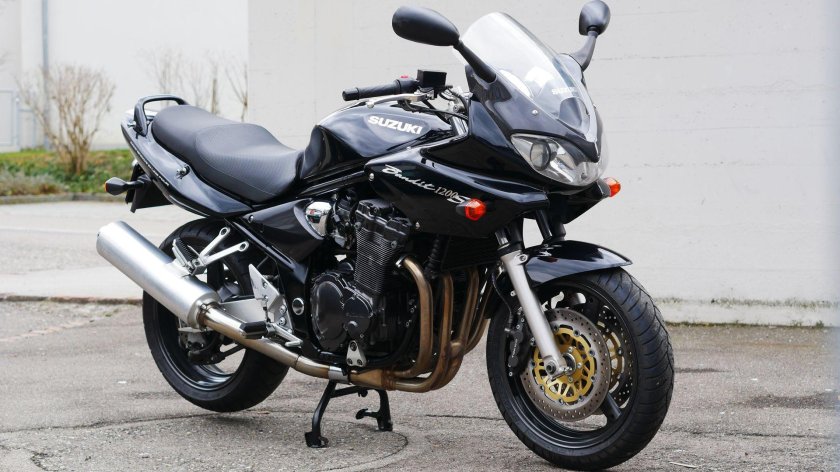Suzuki gsf1200s Bandit